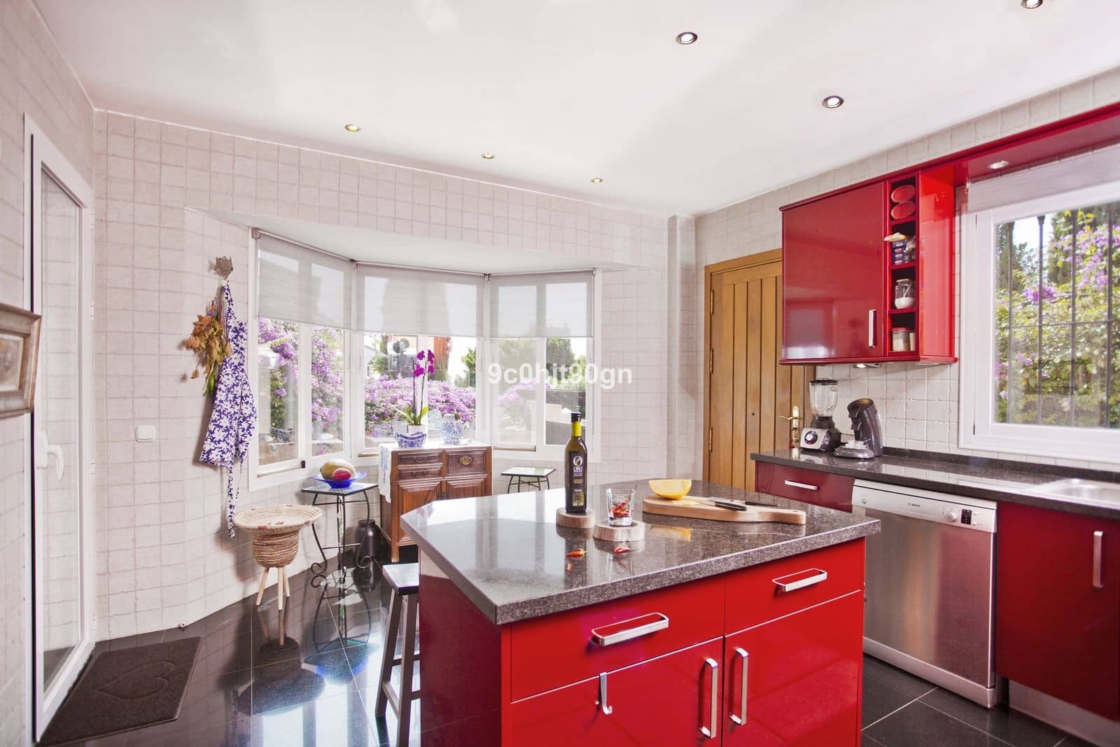 5 soveværelse Villa til salg i Marbella med swimmingpool garage - € 2.495.000 (Ref: 9695086)