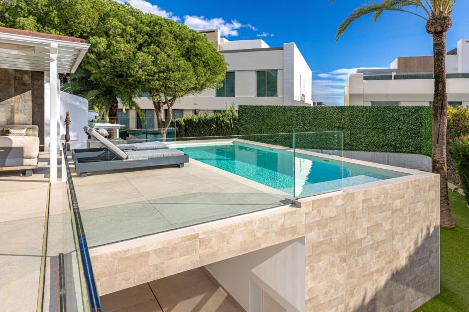 5 camera da letto Villa in vendita in Marbella con piscina garage - 2.495.000 € (Rif: 9695089)