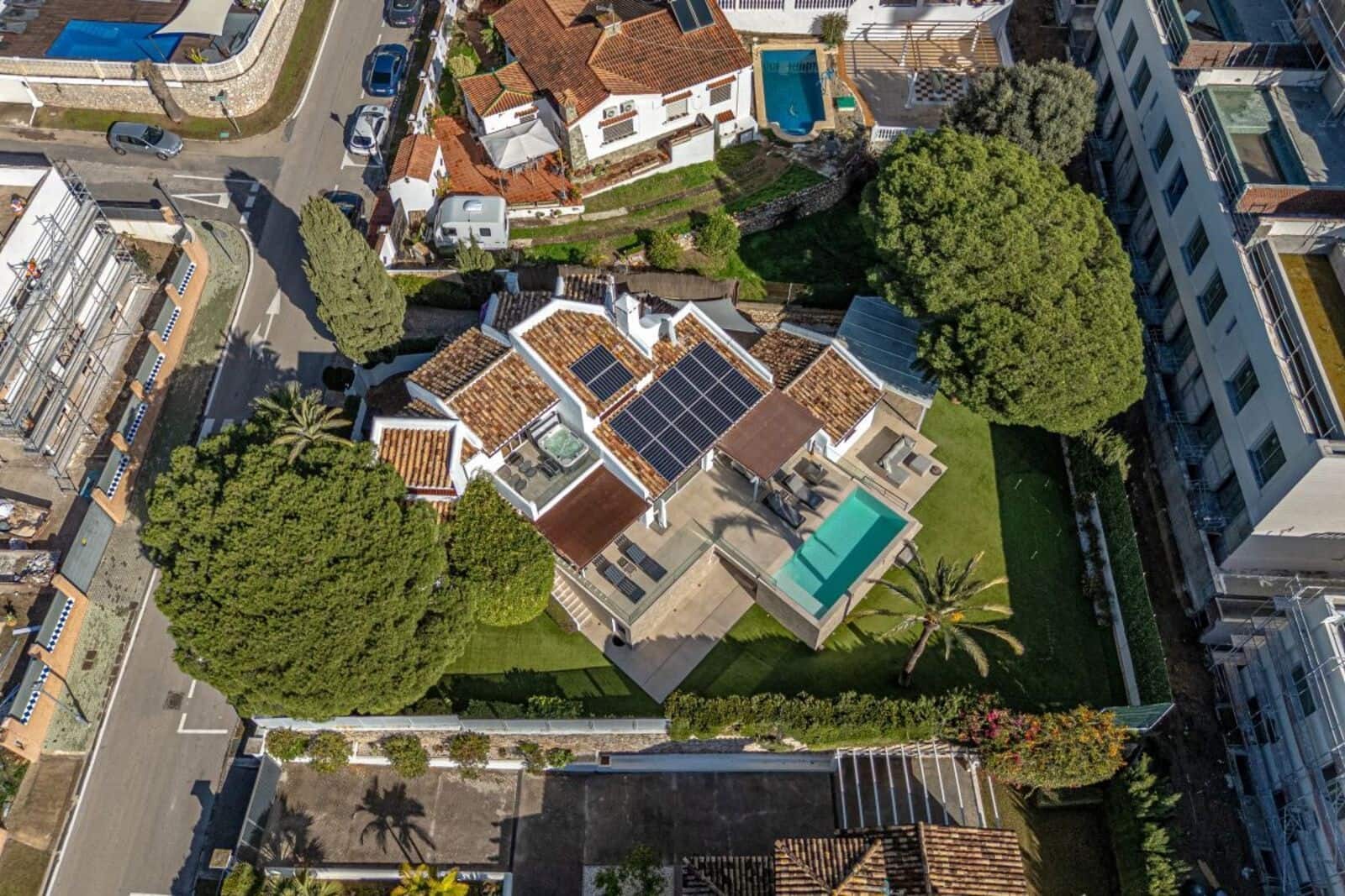 5 camera da letto Villa in vendita in Marbella con piscina garage - 2.495.000 € (Rif: 9695089)