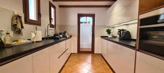 3 sypialnia Willa na sprzedaż w Mijas Costa, Mijas z basenem garażem - 1 350 000 € (Ref: 9695090)