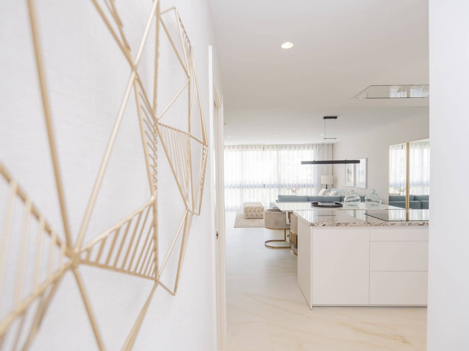 4 chambre Maison de Ville à vendre à Marbella avec piscine garage - 940 000 € (Ref: 9695091)