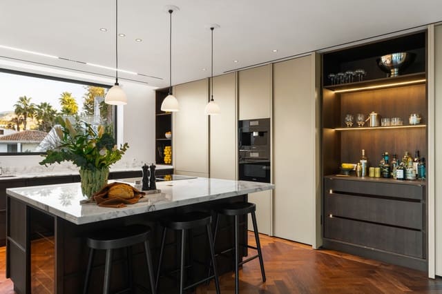 6 chambre Villa/Maison à vendre à Nueva Andalucia, Marbella avec piscine garage - 5 695 000 € (Ref: 9695092)