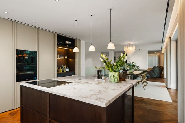 6 chambre Villa/Maison à vendre à Nueva Andalucia, Marbella avec piscine garage - 5 695 000 € (Ref: 9695092)