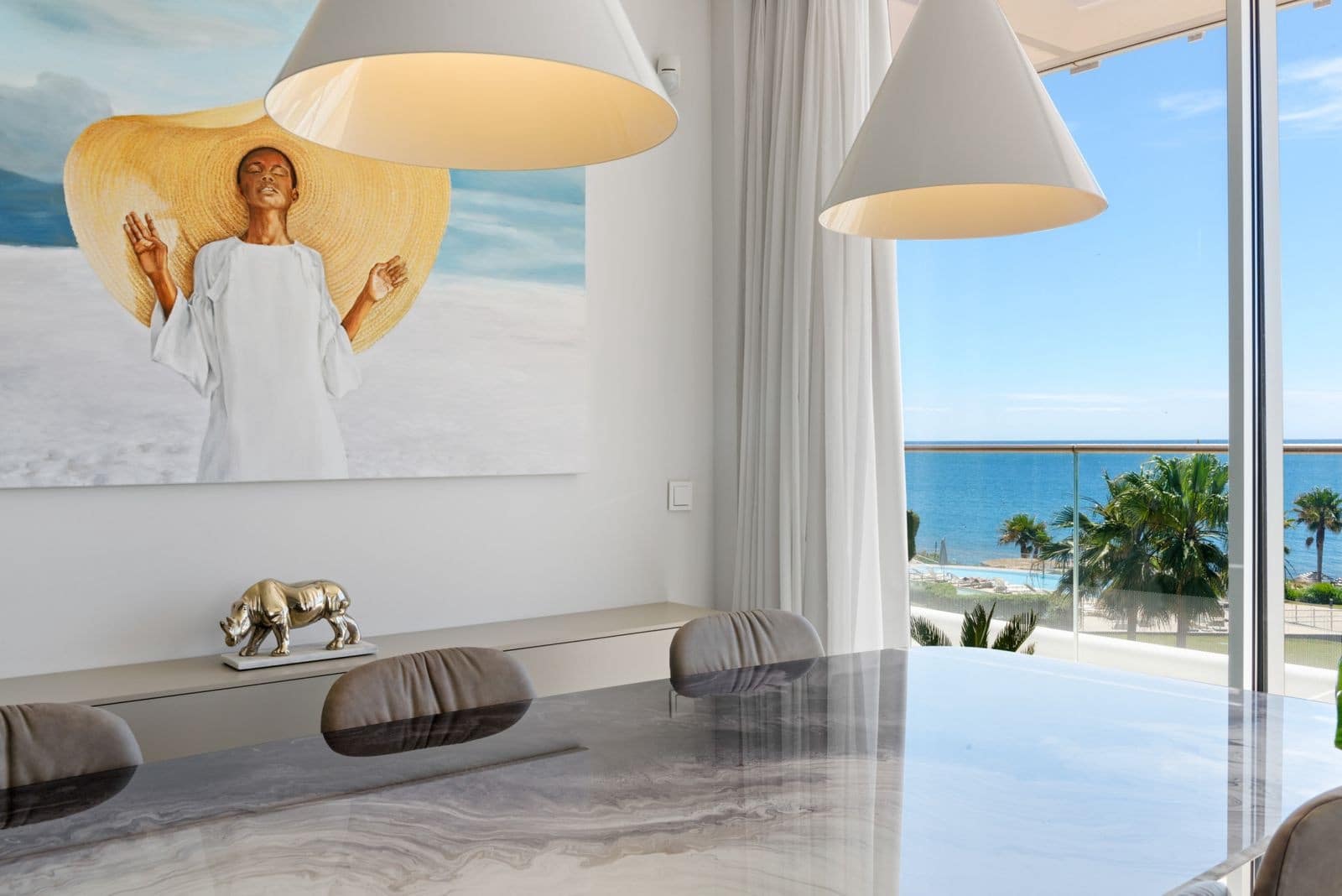 Ático de 3 habitaciones en Estepona en venta con piscina garaje - 2.650.000 € (Ref: 9701423)