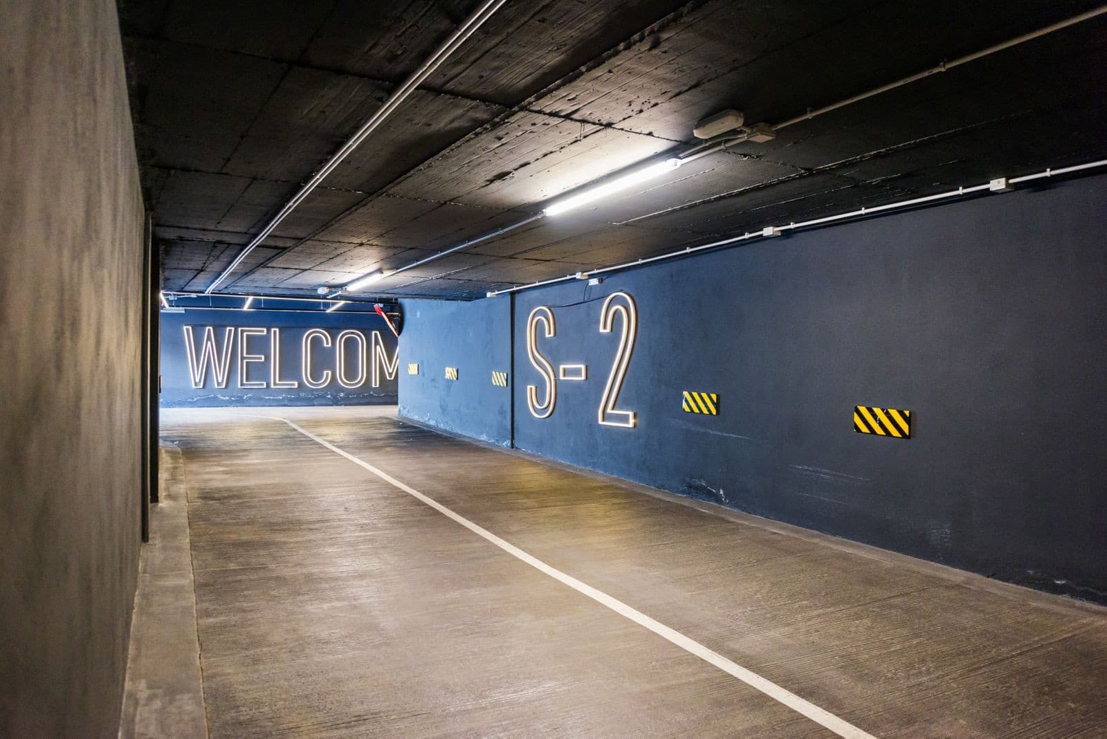 Ático de 3 habitaciones en Estepona en venta con piscina garaje - 2.650.000 € (Ref: 9701423)