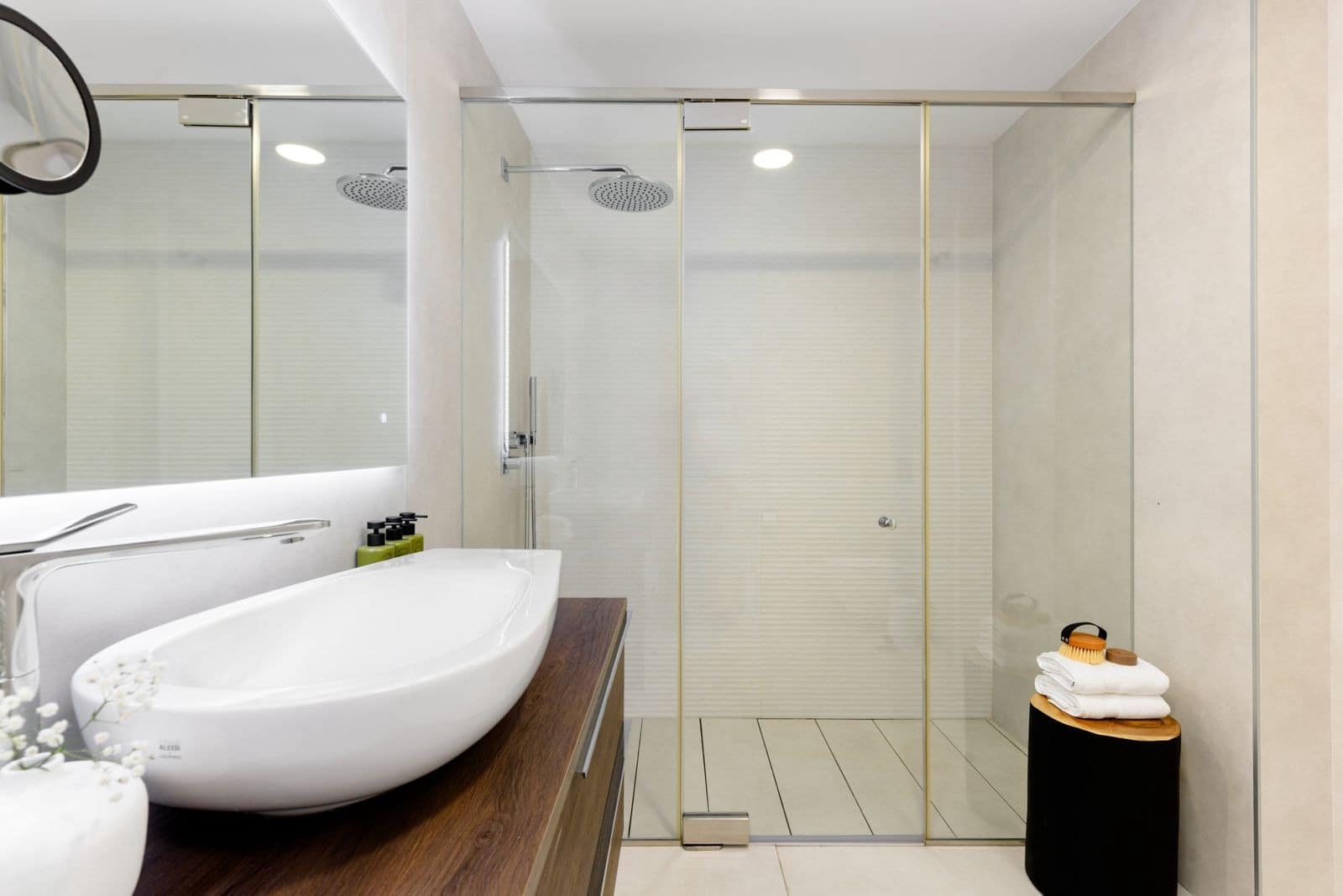 3 soverom Penthouse til salgs i Estepona med svømmebasseng garasje - € 2 650 000 (Ref: 9701423)