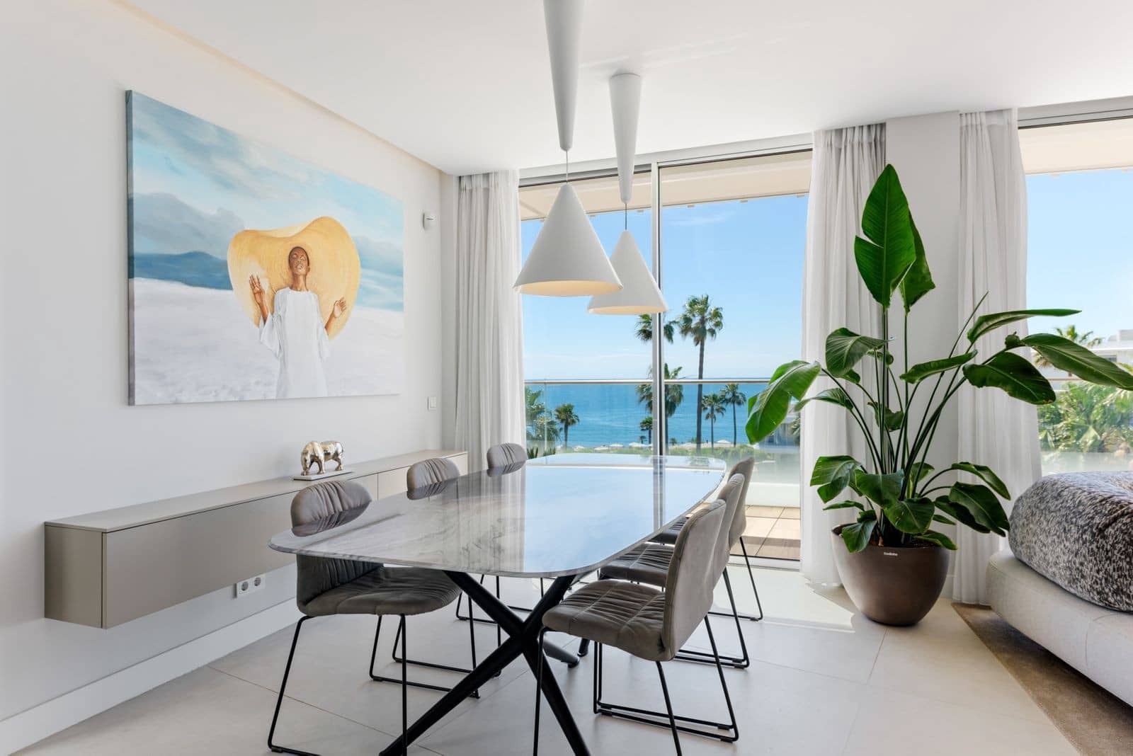 3 soverom Penthouse til salgs i Estepona med svømmebasseng garasje - € 2 650 000 (Ref: 9701423)