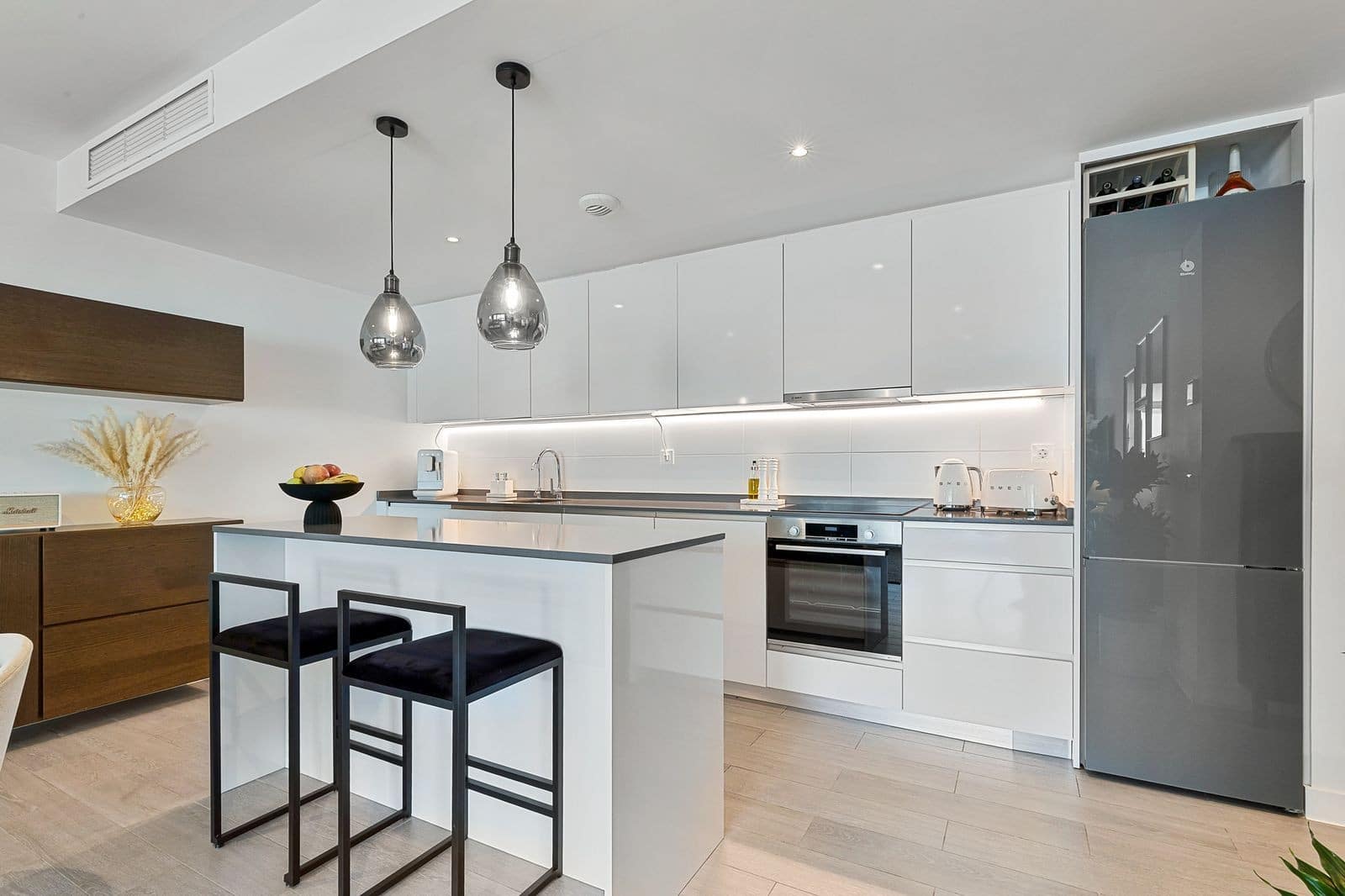 3 bedroom Apartment for sale in Mijas Costa with pool garage - € 530,000 (Ref: 9701424)