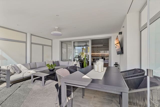 3 soveværelse Lejlighed til salg i Mijas Costa, Mijas med swimmingpool garage - € 530.000 (Ref: 9701424)