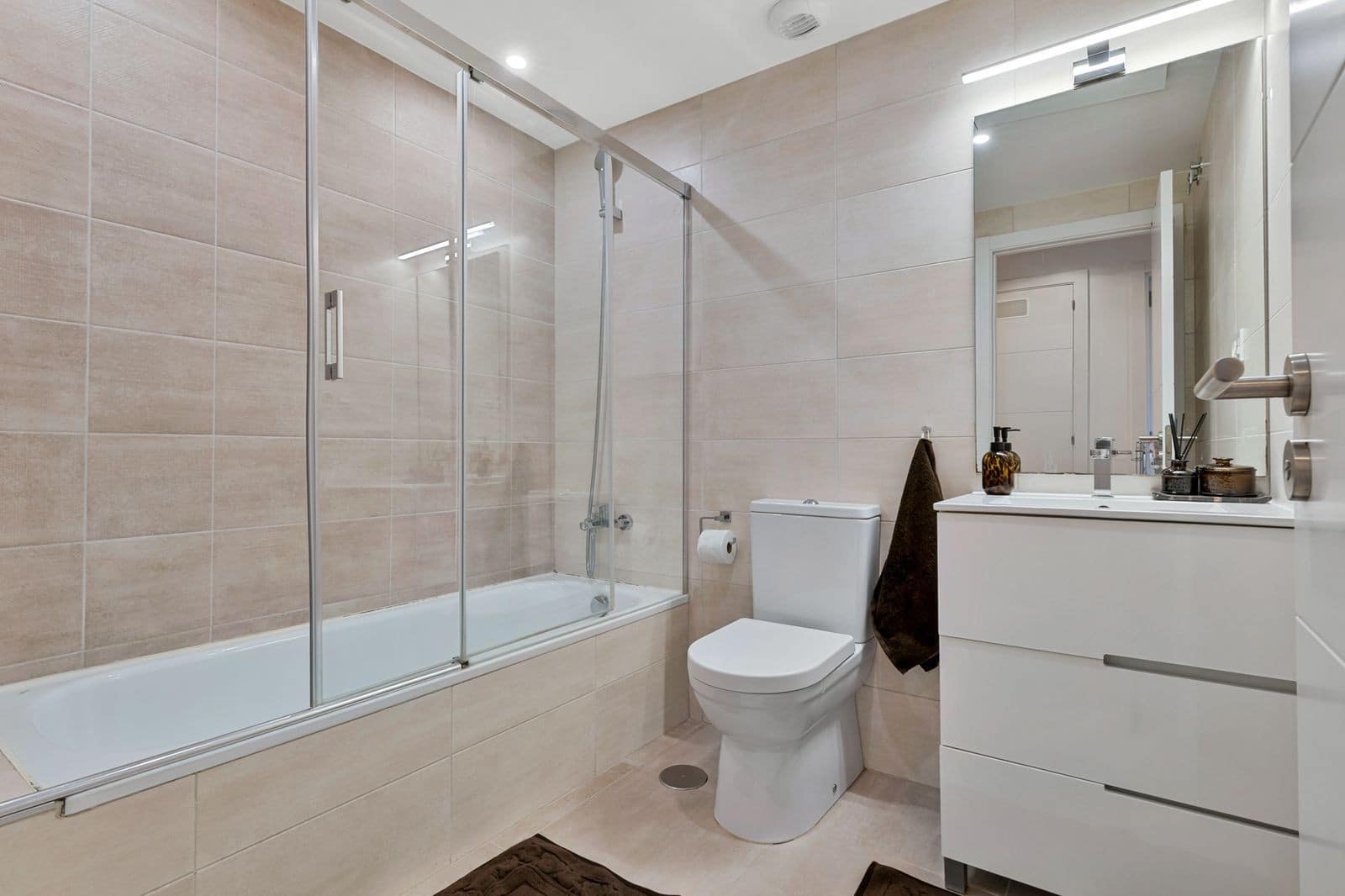 Apartamento de 3 habitaciones en Mijas Costa en venta con piscina garaje - 530.000 € (Ref: 9701424)