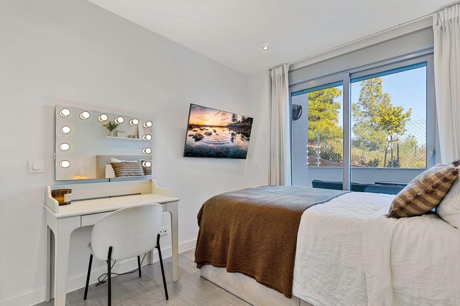 Apartamento de 3 habitaciones en Mijas Costa en venta con piscina garaje - 530.000 € (Ref: 9701424)