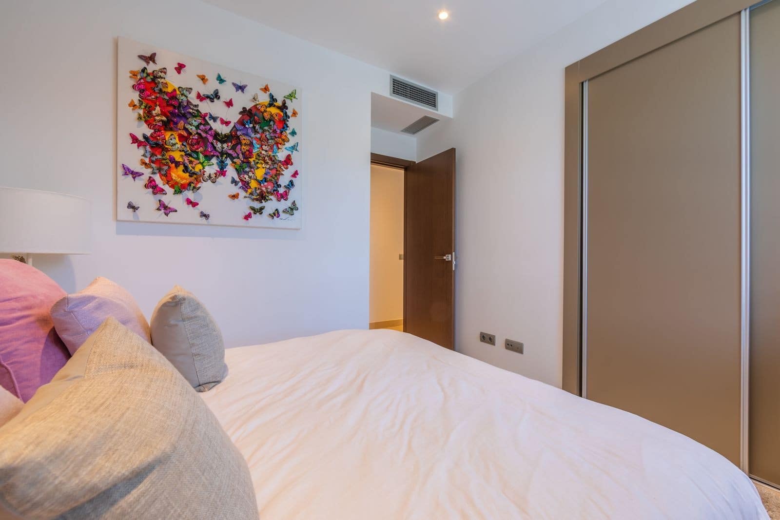 Apartamento de 3 habitaciones en Buenas Noches en venta con piscina garaje - 950.000 € (Ref: 9701425)