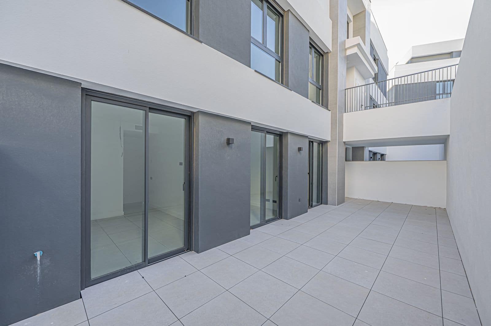 3 slaapkamer Appartement te koop in Marbella met zwembad garage - € 945.000 (Ref: 9701426)
