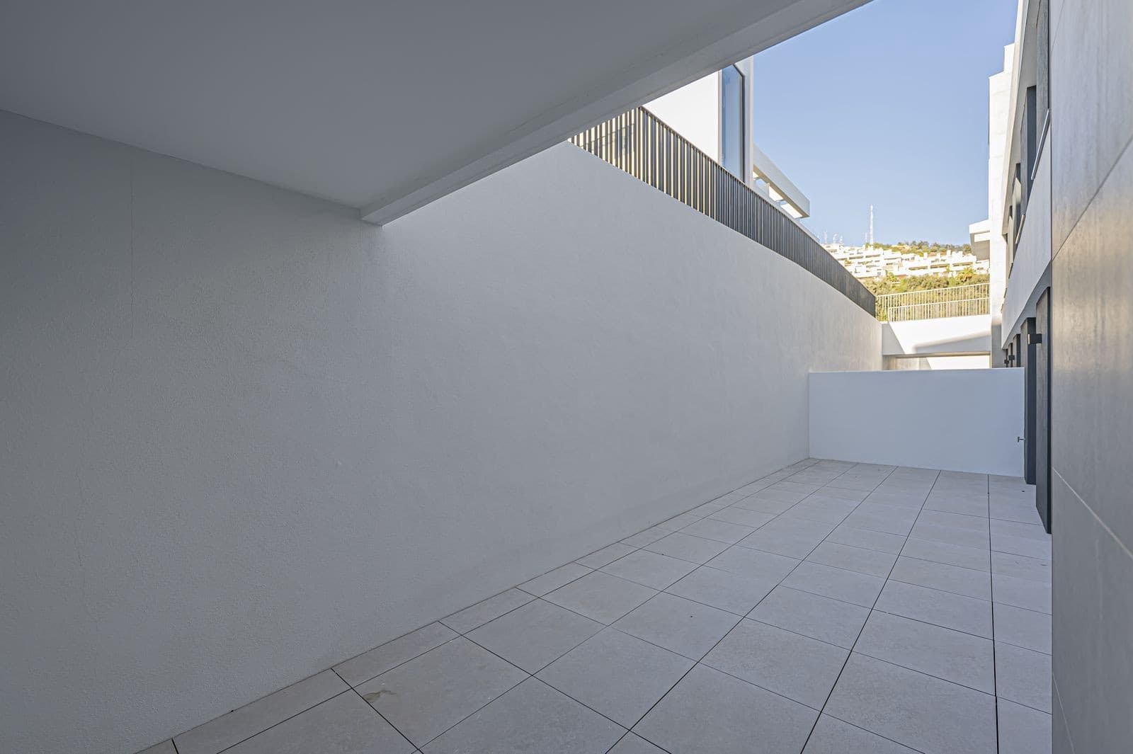 3 slaapkamer Appartement te koop in Marbella met zwembad garage - € 945.000 (Ref: 9701426)