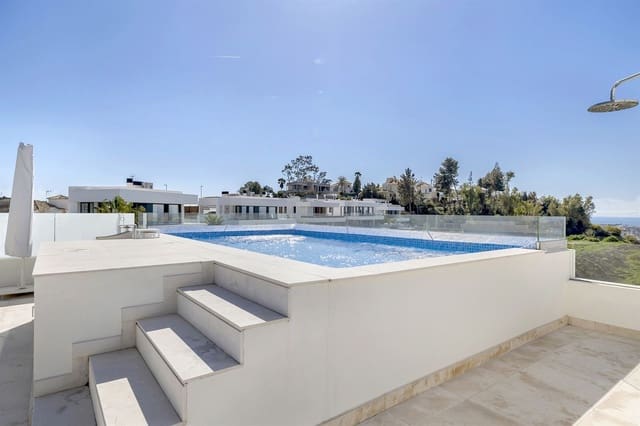 3 slaapkamer Penthouse te koop in Nueva Andalucia, Marbella met zwembad garage - € 1.950.000 (Ref: 9701428)