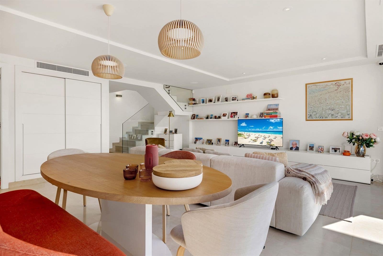 3 bedroom Penthouse for sale in Nueva Andalucia with pool garage - € 1,950,000 (Ref: 9701428)
