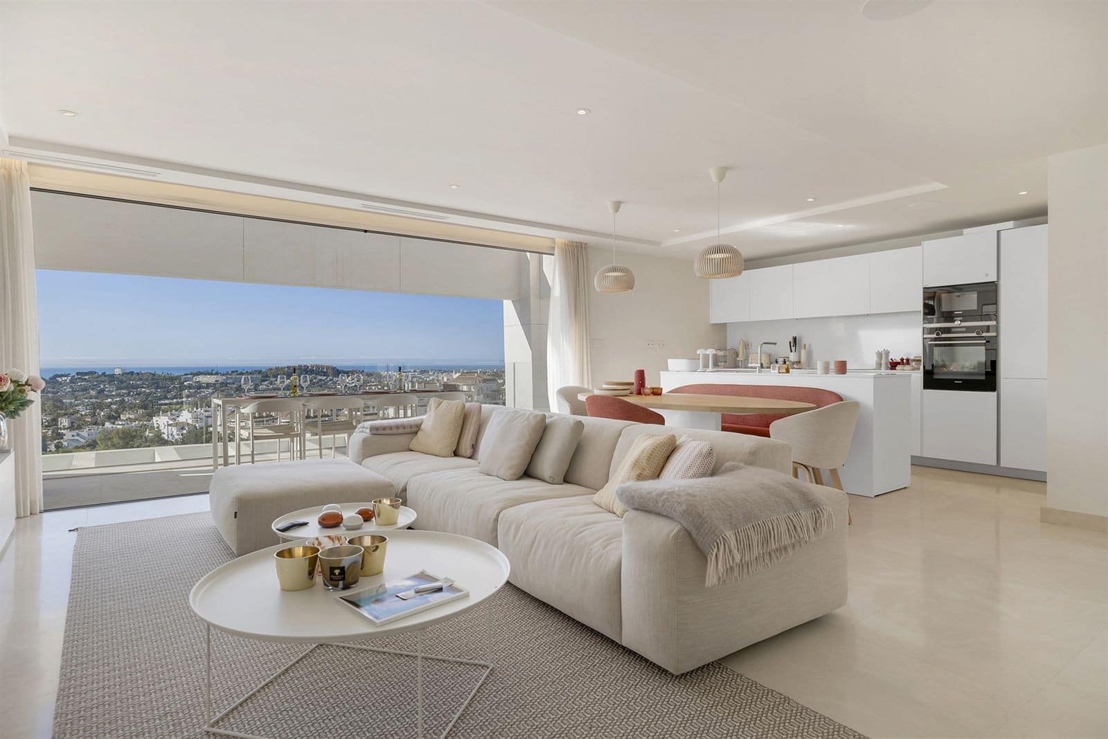 3 bedroom Penthouse for sale in Nueva Andalucia with pool garage - € 1,950,000 (Ref: 9701428)