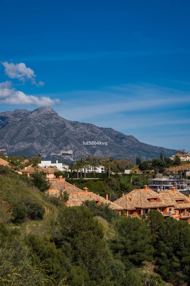 4 slaapkamer Appartement te koop in La Quinta - € 1.295.000 (Ref: 9711185)