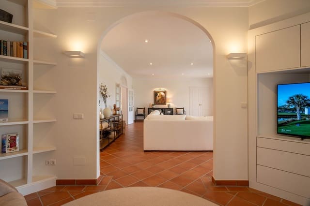 3 chambre Villa/Maison à vendre à Sotogrande, San Roque avec piscine garage - 2 980 000 € (Ref: 9711189)