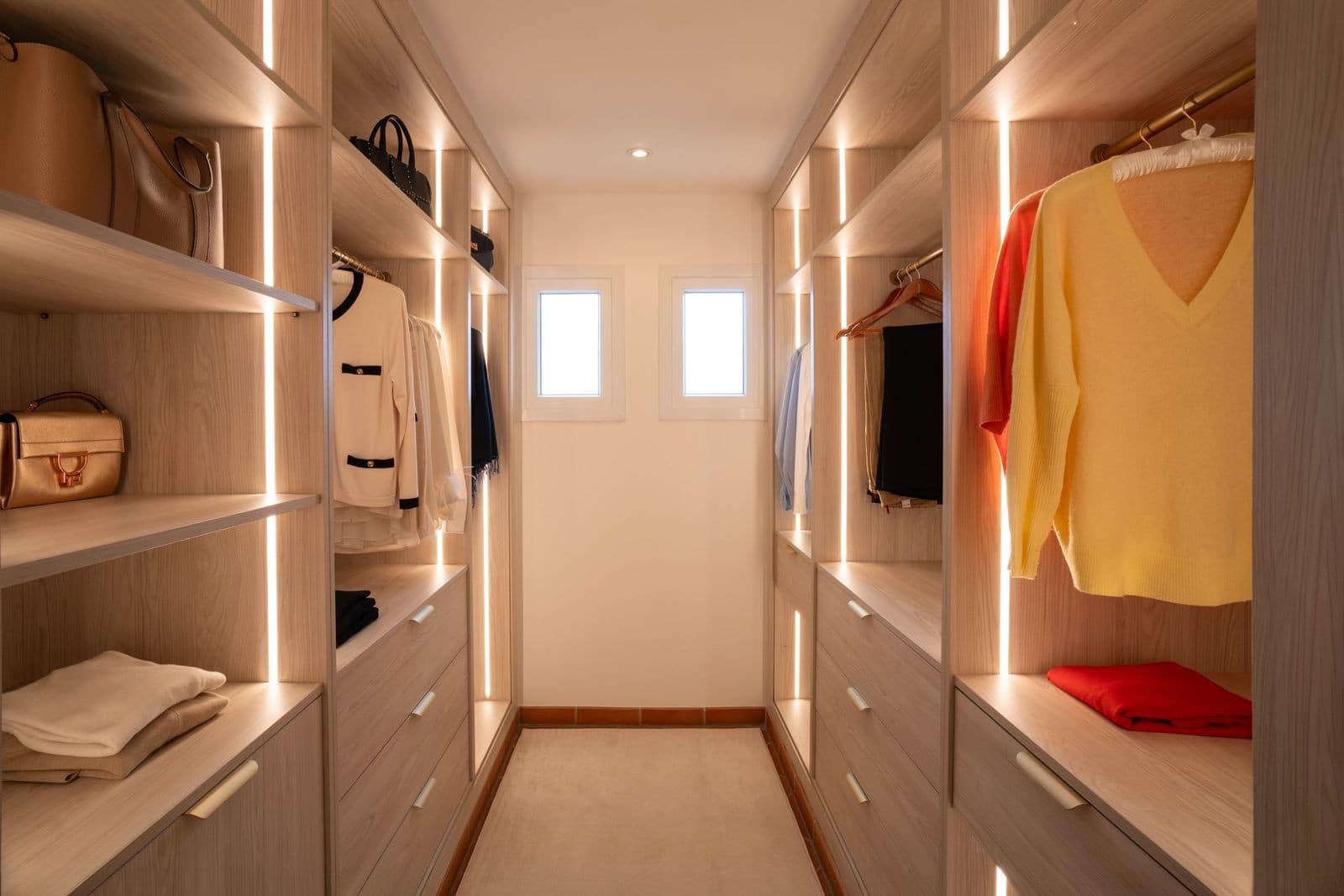 Chalet de 3 habitaciones en Sotogrande en venta con piscina garaje - 2.980.000 € (Ref: 9711189)