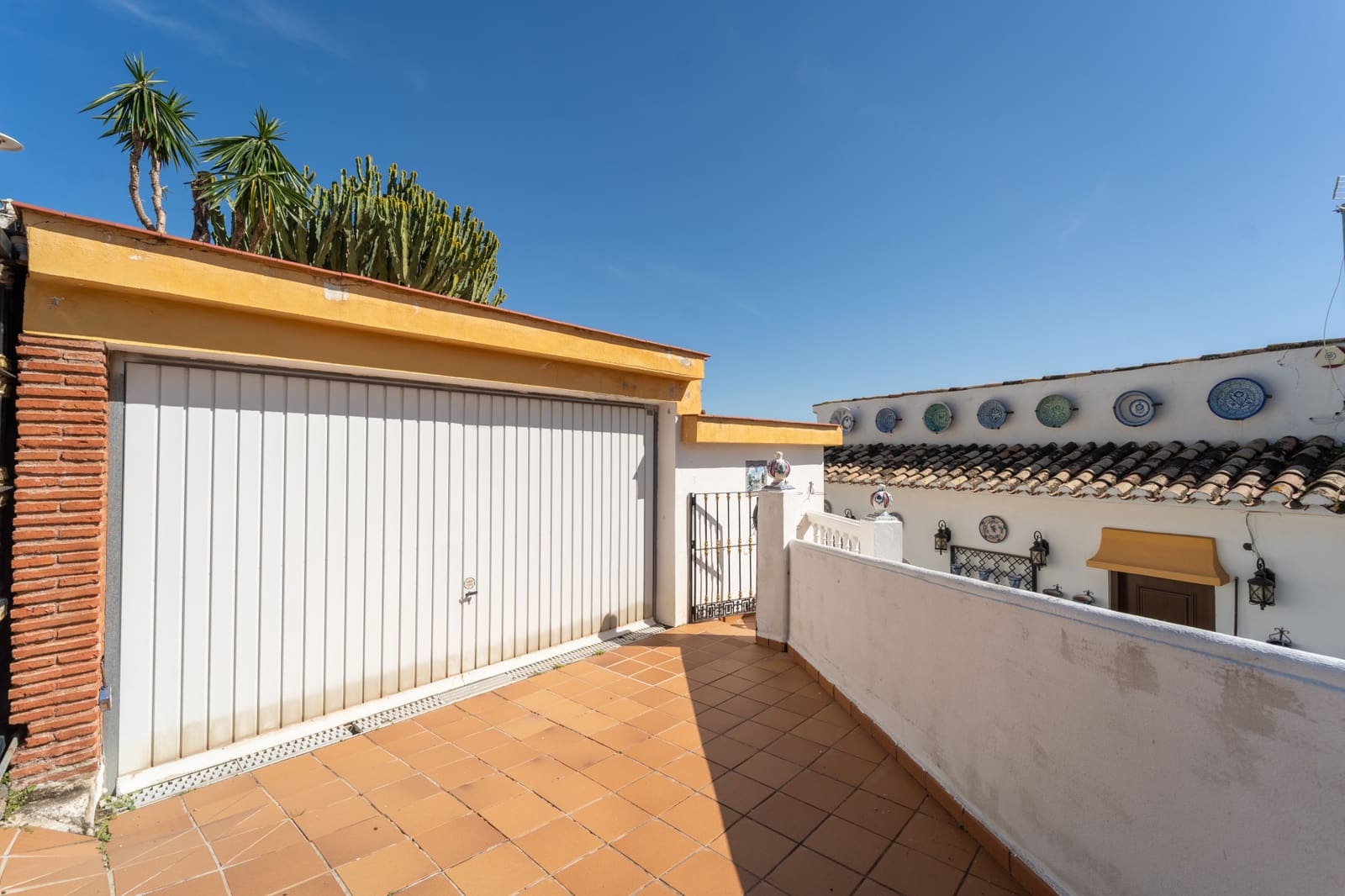 4 bedroom Villa for sale in Torremuelle with garage - € 1,390,000 (Ref: 9711196)