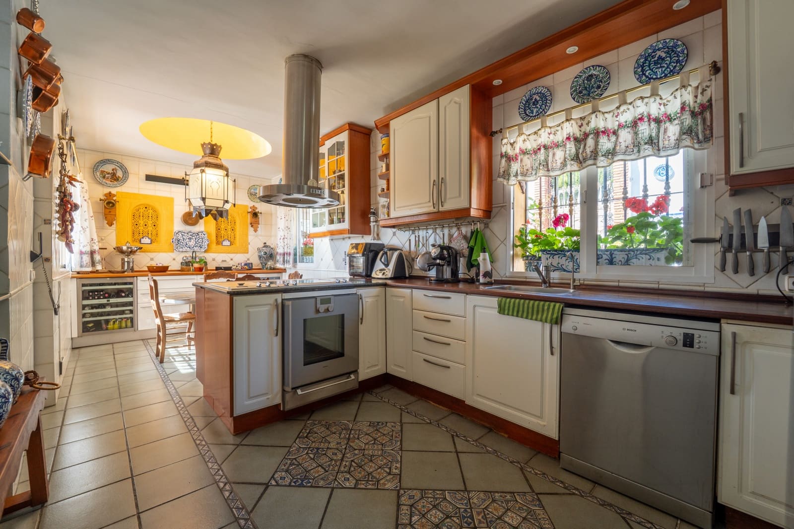 4 bedroom Villa for sale in Torremuelle with garage - € 1,390,000 (Ref: 9711196)