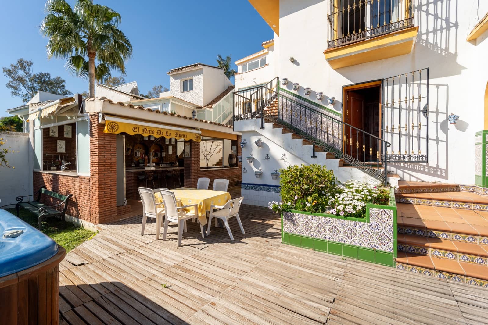 4 bedroom Villa for sale in Torremuelle with garage - € 1,390,000 (Ref: 9711196)