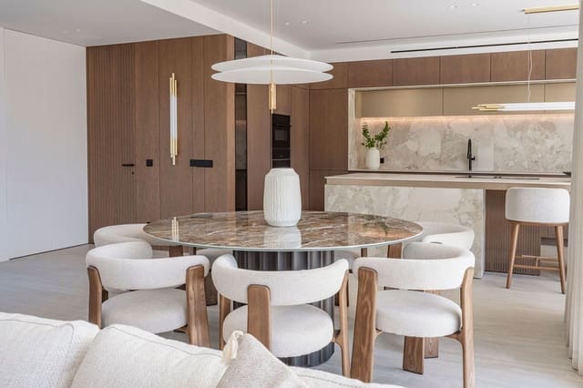 4 soveværelse Villa til salg i Marbella med swimmingpool garage - € 4.000.000 (Ref: 9714639)