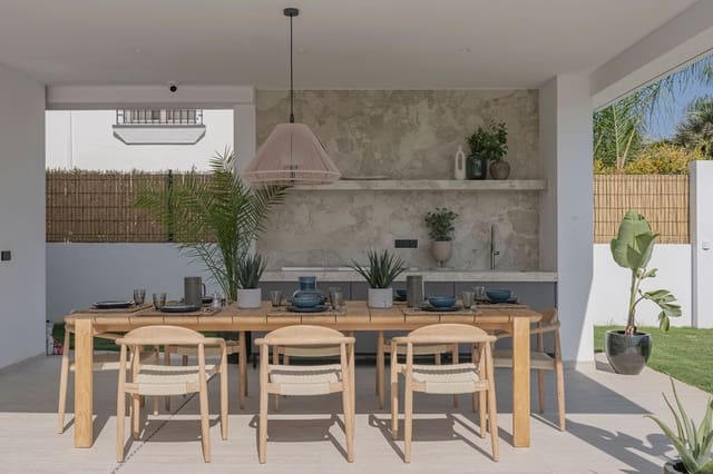 4 soveværelse Villa til salg i Marbella med swimmingpool garage - € 4.000.000 (Ref: 9714639)