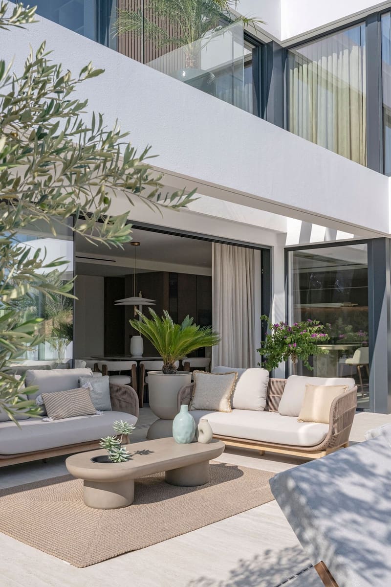 4 makuuhuone Huvila myytävänä paikassa Marbella mukana uima-altaan 
autotalli - 4 000 000 € (Ref: 9714639)