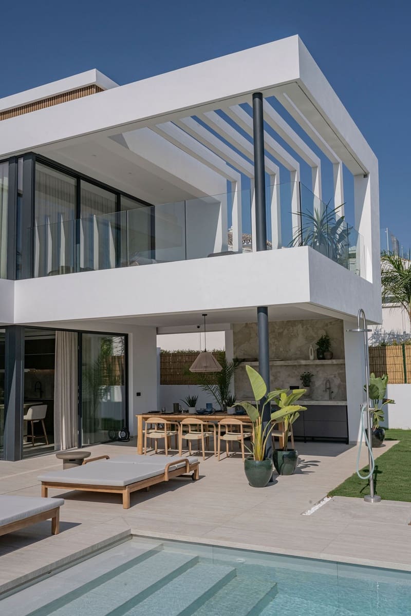 4 makuuhuone Huvila myytävänä paikassa Marbella mukana uima-altaan 
autotalli - 4 000 000 € (Ref: 9714639)