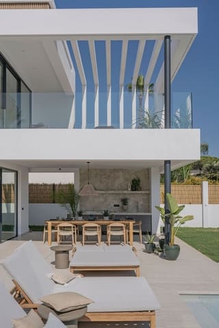 4 soveværelse Villa til salg i Marbella med swimmingpool garage - € 4.000.000 (Ref: 9714639)