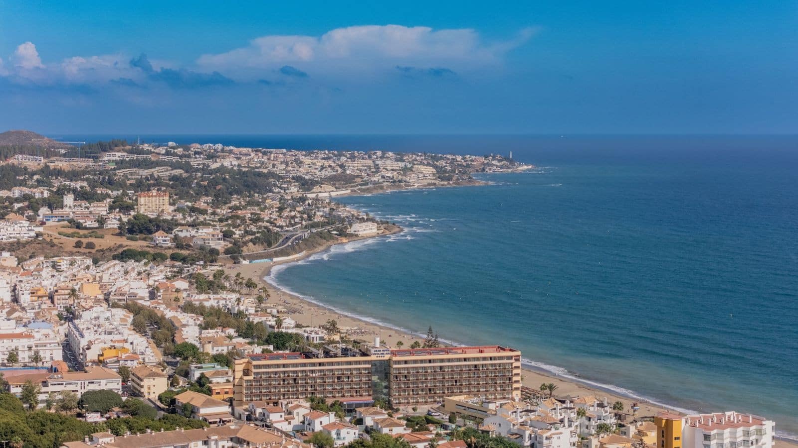 4 bedroom Villa for sale in La Cala de Mijas with pool garage - € 2,395,000 (Ref: 9719717)