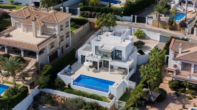4 chambre Villa/Maison à vendre à La Cala de Mijas, Mijas avec piscine garage - 2 395 000 € (Ref: 9719717)