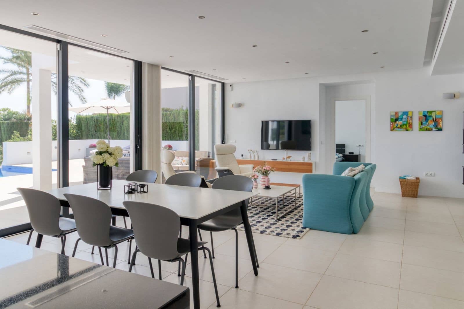 4 bedroom Villa for sale in La Cala de Mijas with pool garage - € 2,395,000 (Ref: 9719717)