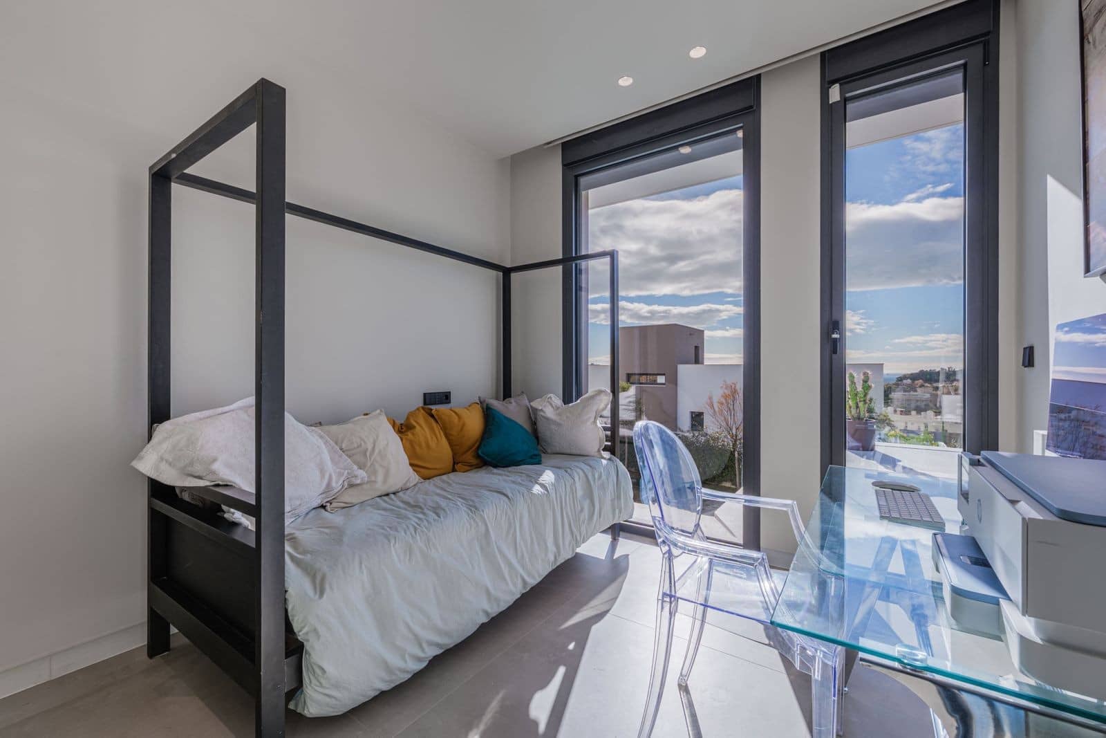3 soveværelse Villa til salg i Malaga by med swimmingpool garage - € 3.000.000 (Ref: 9719718)