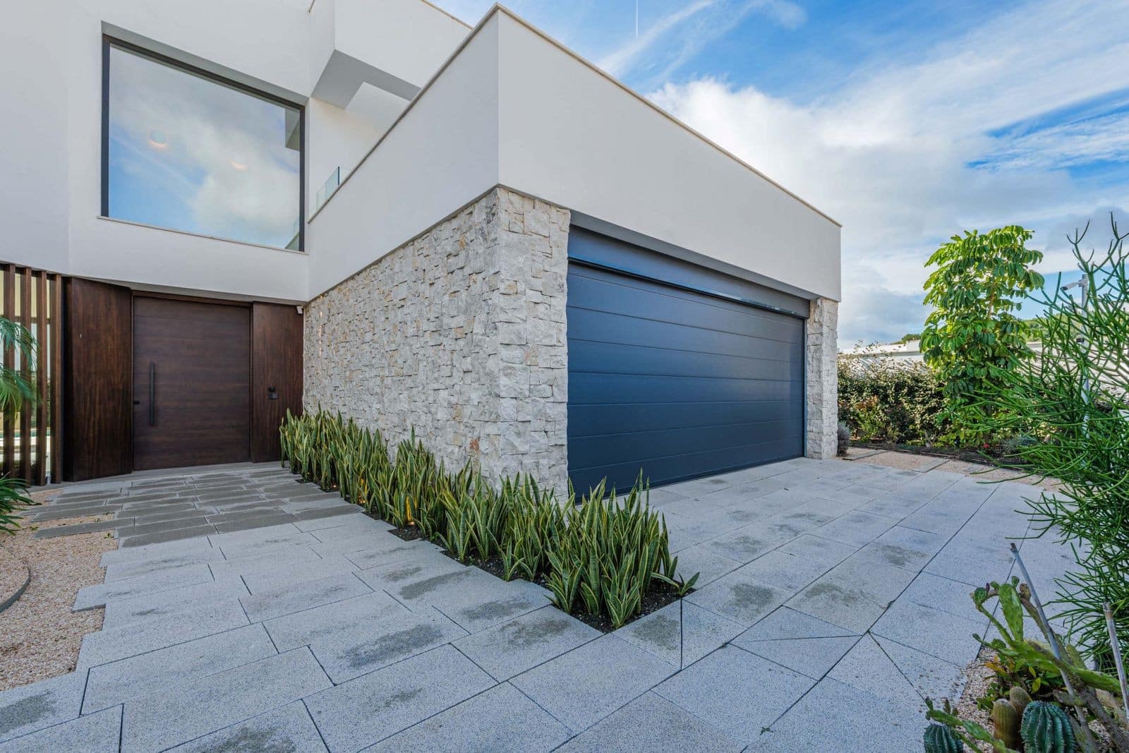 3 soveværelse Villa til salg i Malaga by med swimmingpool garage - € 3.000.000 (Ref: 9719718)