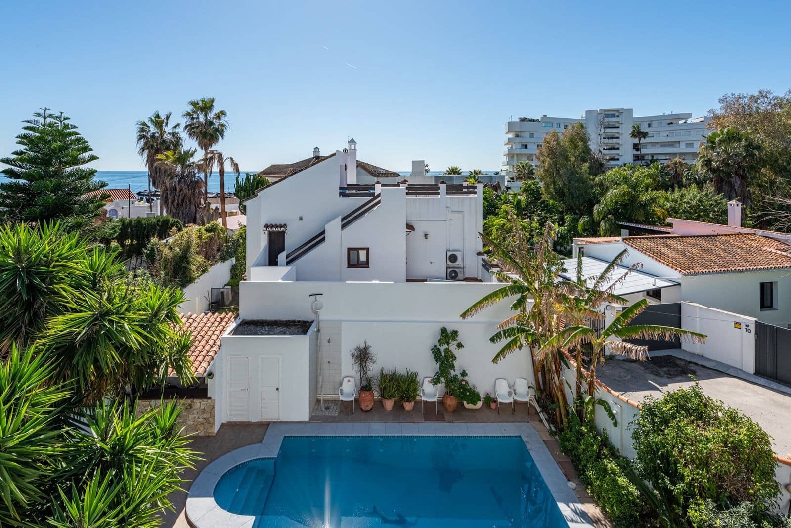 4 slaapkamer Villa te koop in San Pedro de Alcantara met zwembad garage - € 1.950.000 (Ref: 9719719)