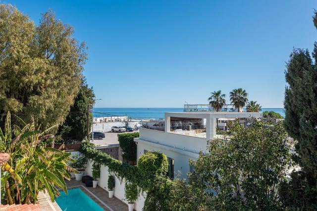 4 slaapkamer Villa te koop in San Pedro de Alcantara, Marbella met zwembad garage - € 1.950.000 (Ref: 9719719)