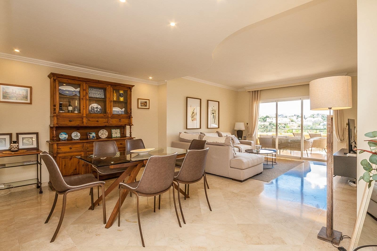 3 soveværelse Lejlighed til salg i Marbella med swimmingpool garage - € 725.000 (Ref: 9719722)