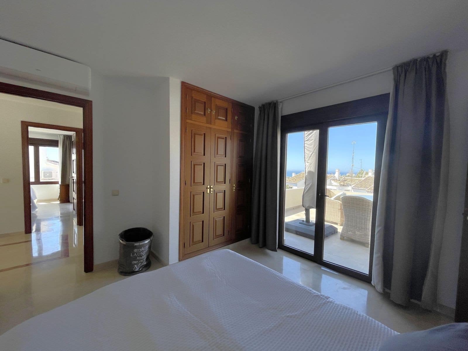 5 chambre Villa/Maison à vendre à Riviera del Sol avec piscine garage - 1 495 000 € (Ref: 9721450)