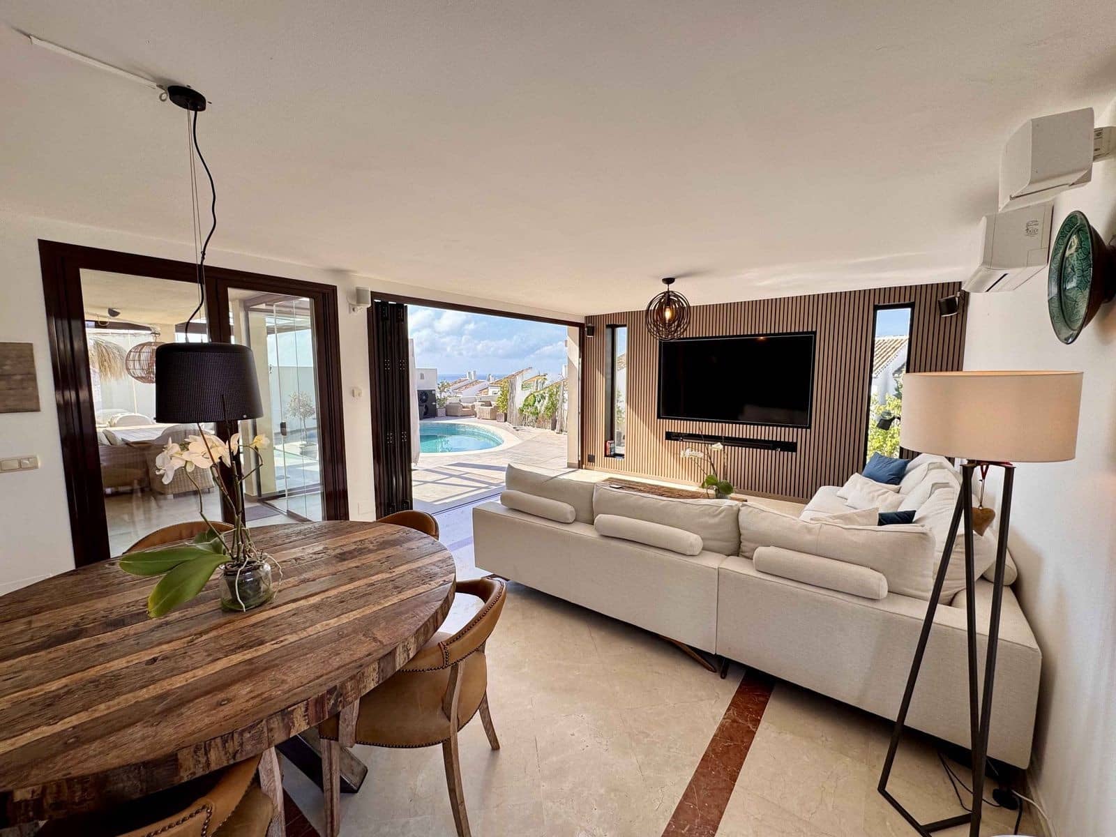 5 chambre Villa/Maison à vendre à Riviera del Sol avec piscine garage - 1 495 000 € (Ref: 9721450)