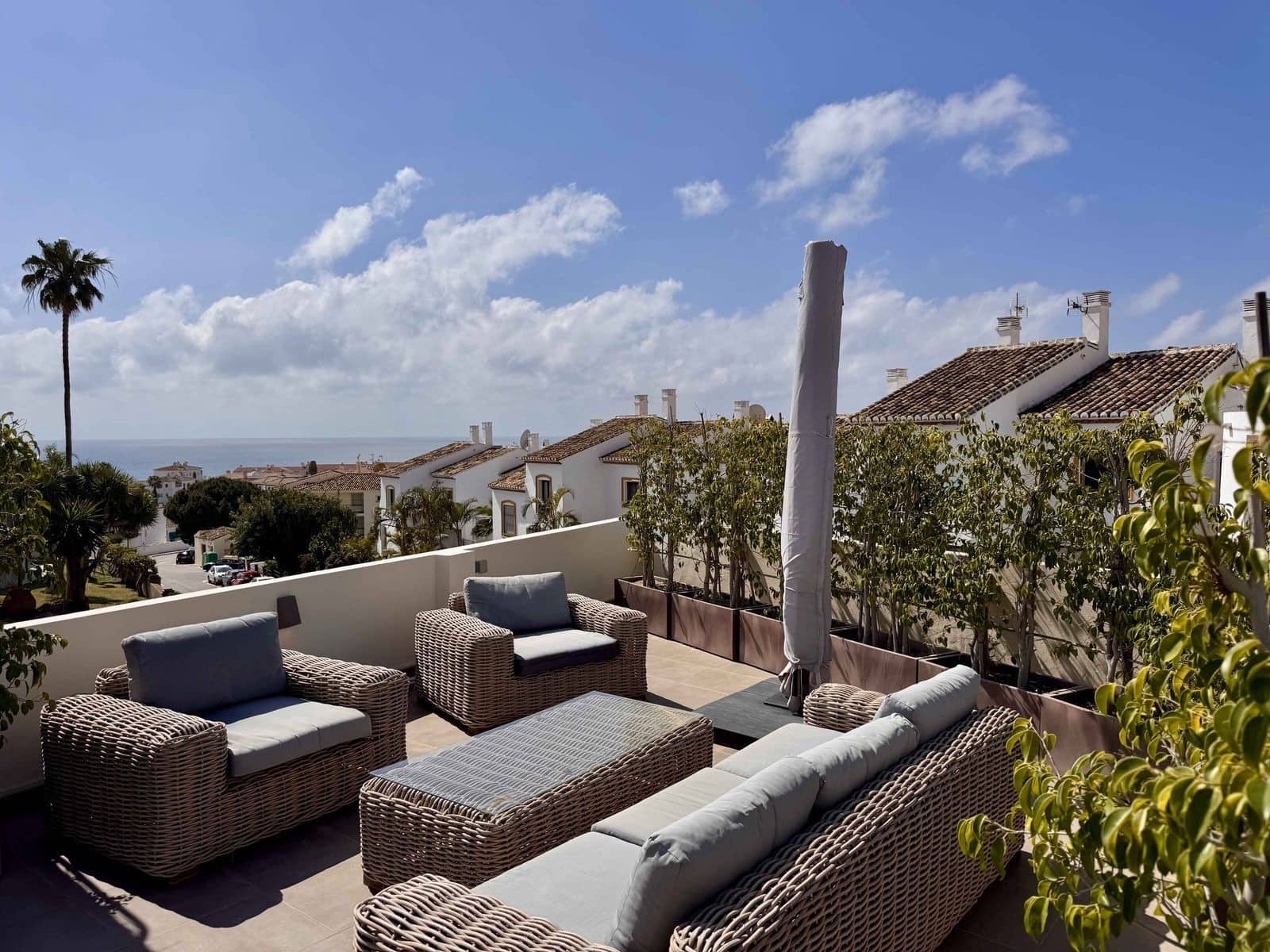 5 bedroom Villa for sale in Riviera del Sol with pool garage - € 1,495,000 (Ref: 9721450)