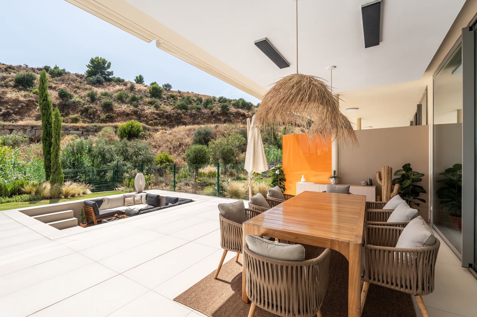 3 bedroom Apartment for sale in Mijas Costa with pool garage - € 1,450,000 (Ref: 9726467)