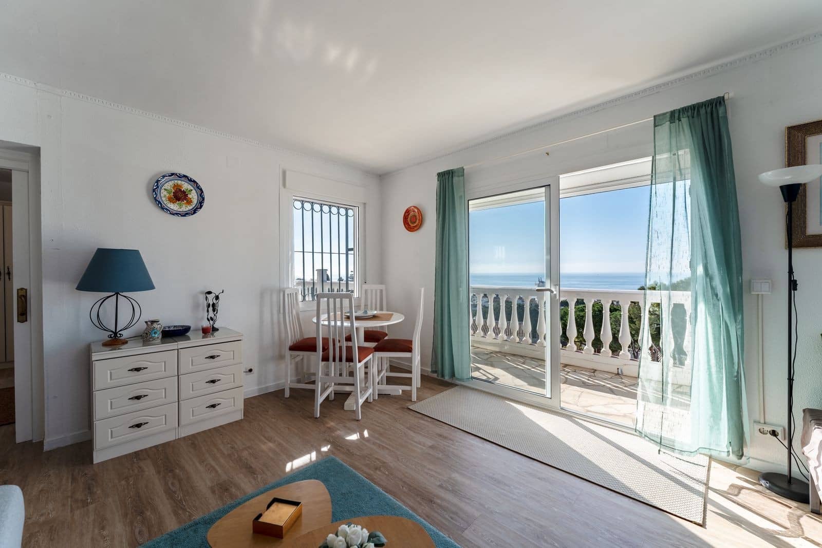 6 bedroom Villa for sale in La Cala de Mijas with pool garage - € 1,695,000 (Ref: 9732001)