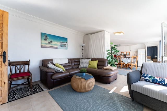 6 bedroom Villa for sale in La Cala de Mijas, Mijas with pool garage - € 1,695,000 (Ref: 9732001)