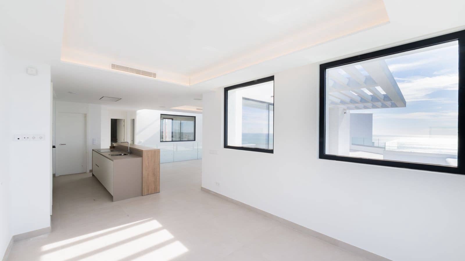 4 chambre Villa/Maison à vendre à Benalmadena avec piscine garage - 1 899 000 € (Ref: 9732004)