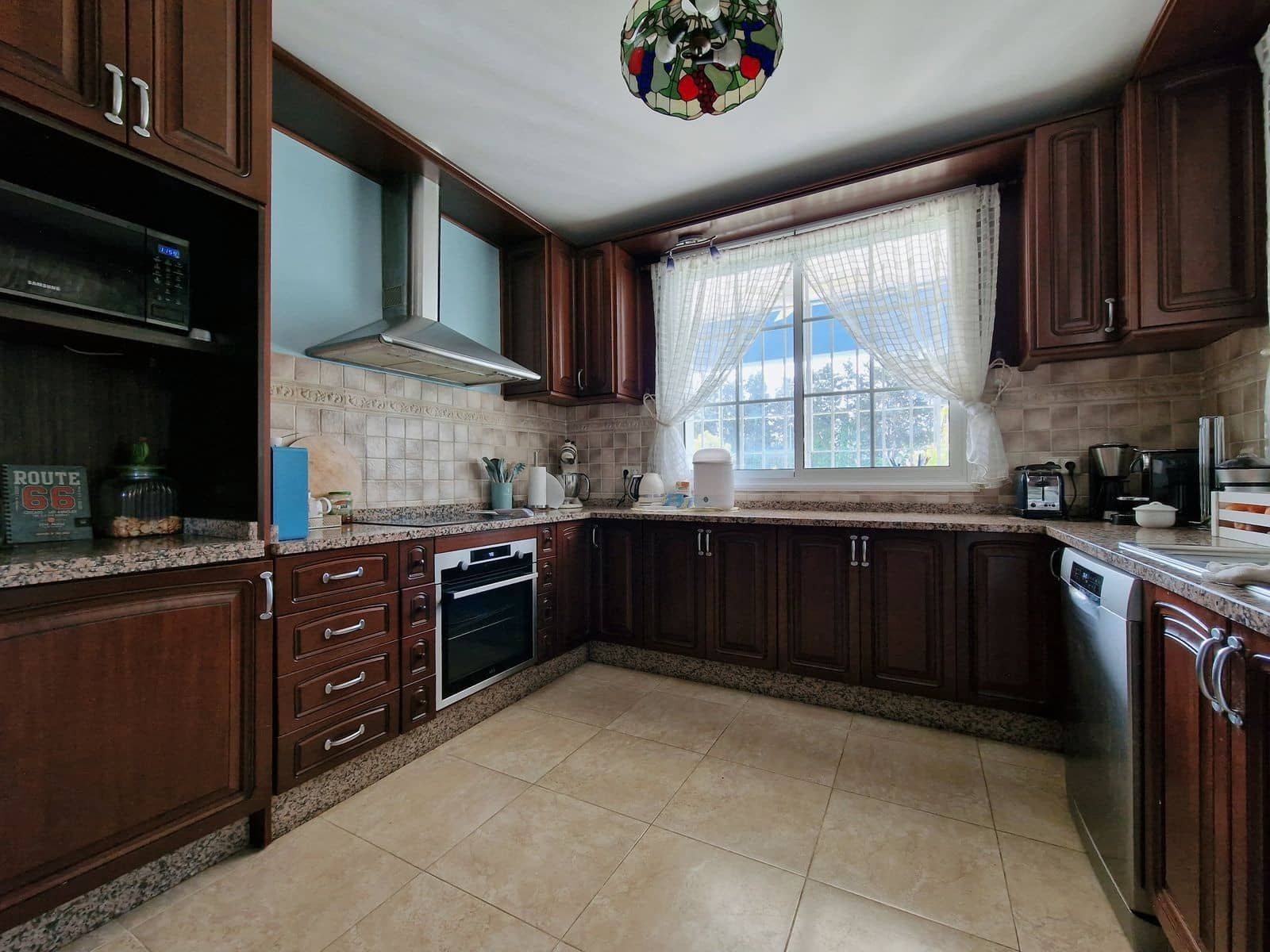 5 quarto Moradia para venda em Guadalmina com piscina garagem - 2 249 000 € (Ref: 9732005)