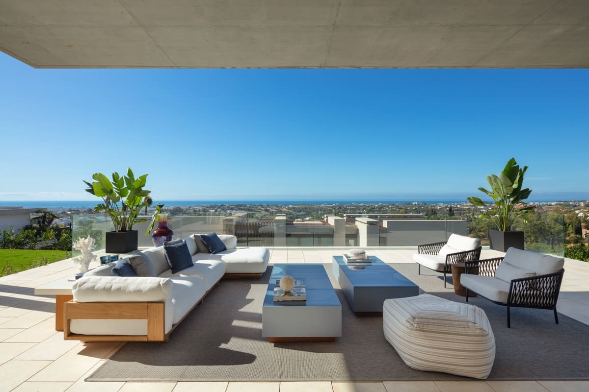 7 soverom Villa til salgs i La Quinta med svømmebasseng garasje - € 9 950 000 (Ref: 9735476)