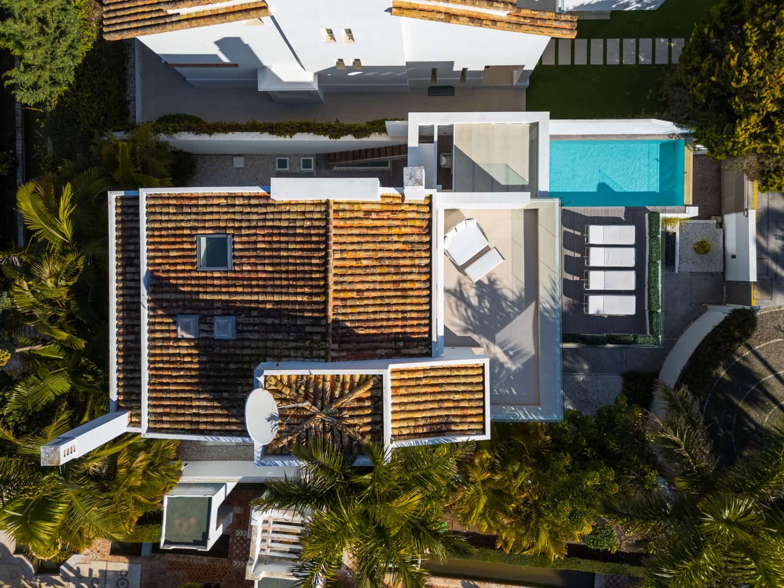 4 chambre Villa/Maison Semi-Mitoyenne à vendre à Marbella avec piscine garage - 10 900 000 € (Ref: 9735484)